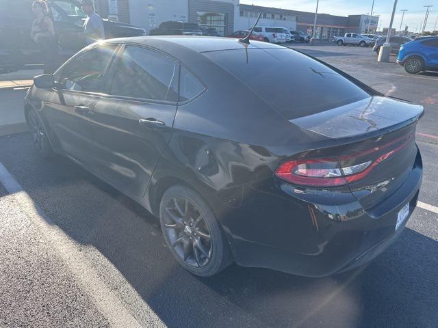 Photo of 2016 Pitch Black Clearcoat Dodge Dart