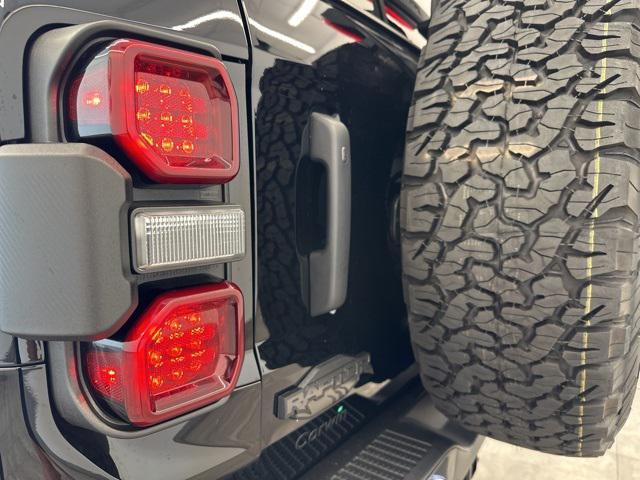 Photo of 2025 Shadow Black Ford Bronco