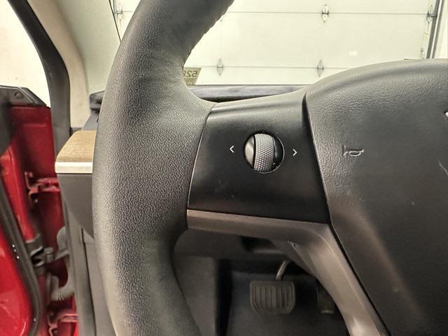 Photo of 2022 Red Multi-Coat Tesla Model 3