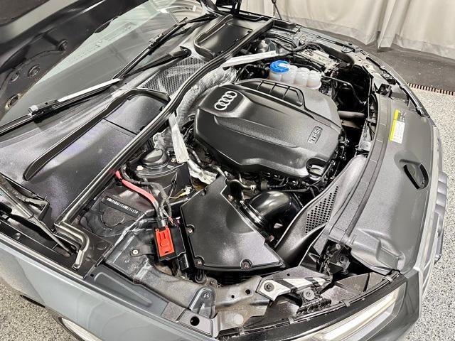 Photo of 2017 Manhattan Gray Metallic Audi A4