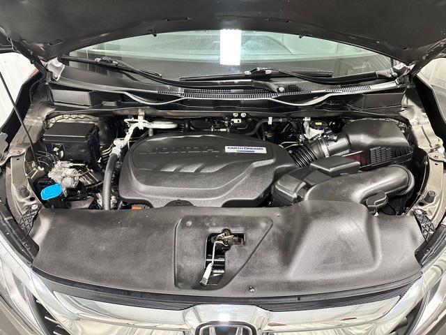 Photo of 2019 Pacific Pewter Metallic Honda Odyssey