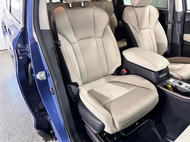Photo of 2021 Abyss Blue Pearl Subaru Ascent