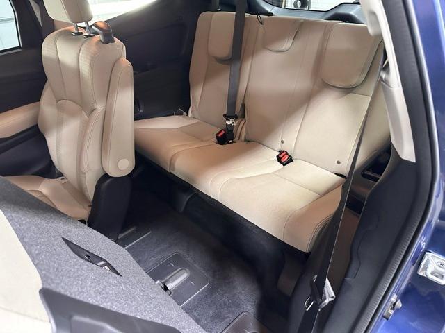 Photo of 2021 Abyss Blue Pearl Subaru Ascent