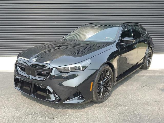 2025 BMW M5