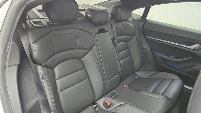 Photo of 2024 White Porsche Taycan