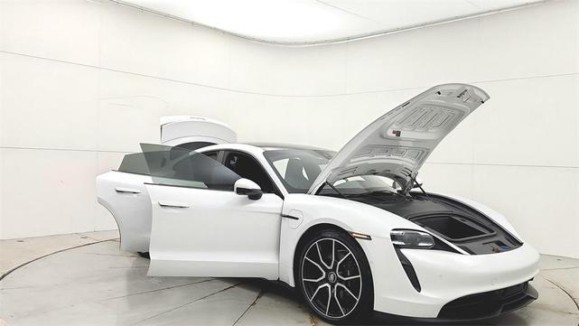 Photo of 2024 White Porsche Taycan