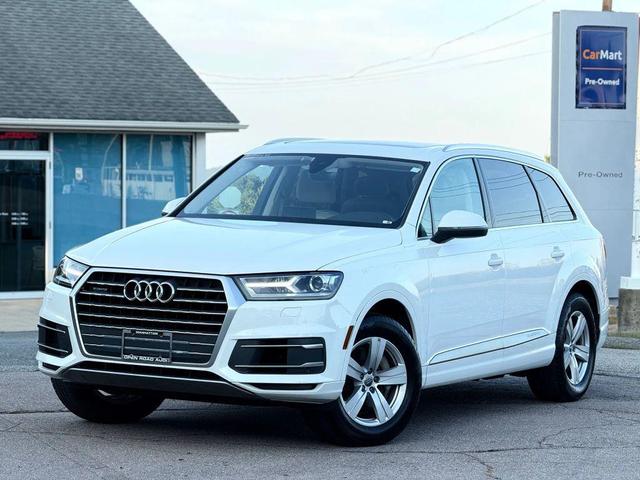 Photo of 2018 White Audi Q7