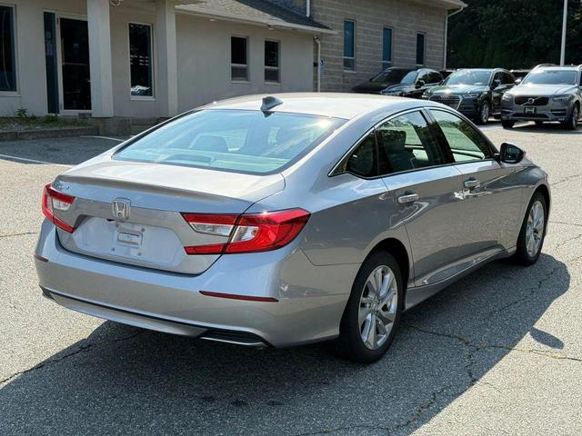 Photo of 2020 Lunar Silver Metallic Honda Accord