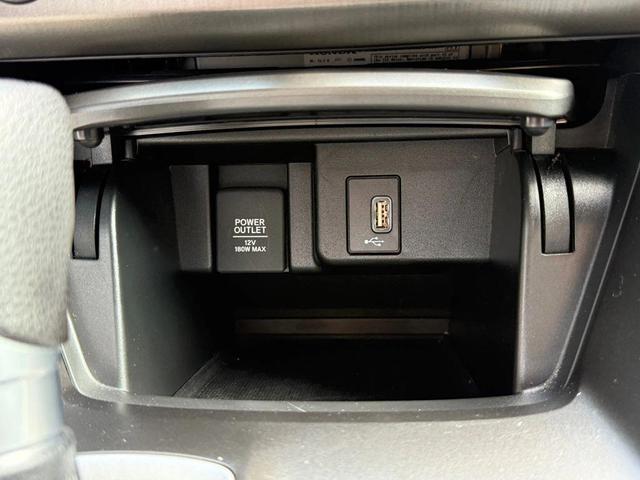 Photo of 2020 Lunar Silver Metallic Honda Accord