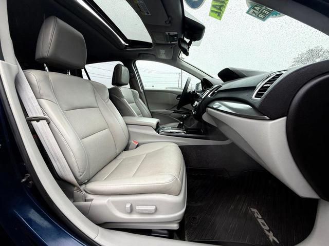 Photo of 2016 Fathom Blue Pearl Acura RDX
