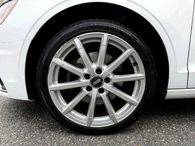 Photo of 2015 Glacier White Metallic Audi A3