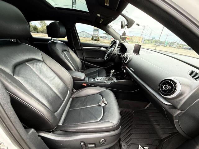 Photo of 2015 Glacier White Metallic Audi A3