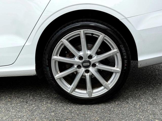 Photo of 2015 Glacier White Metallic Audi A3