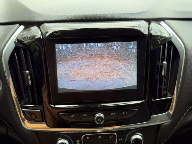 Photo of 2019 Blue Chevrolet Traverse