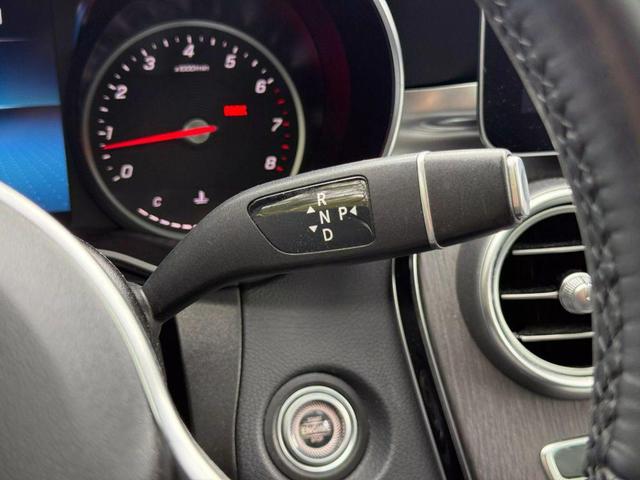 Photo of 2021 Gray Mercedes-Benz GLC 300