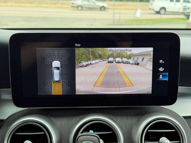 Photo of 2021 Gray Mercedes-Benz GLC 300