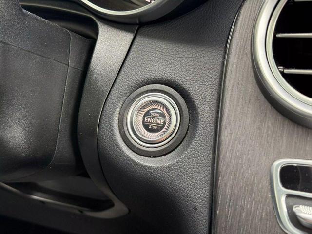 Photo of 2021 Gray Mercedes-Benz GLC 300
