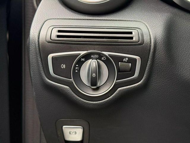 Photo of 2021 Gray Mercedes-Benz GLC 300