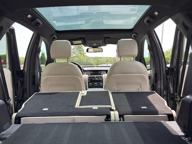Photo of 2018 Gray Land Rover Discovery Sport