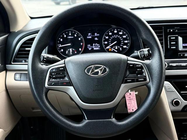 Photo of 2018 Black Diamond Hyundai ELANTRA