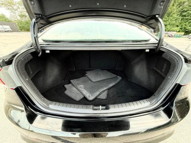 Photo of 2018 Black Diamond Hyundai ELANTRA