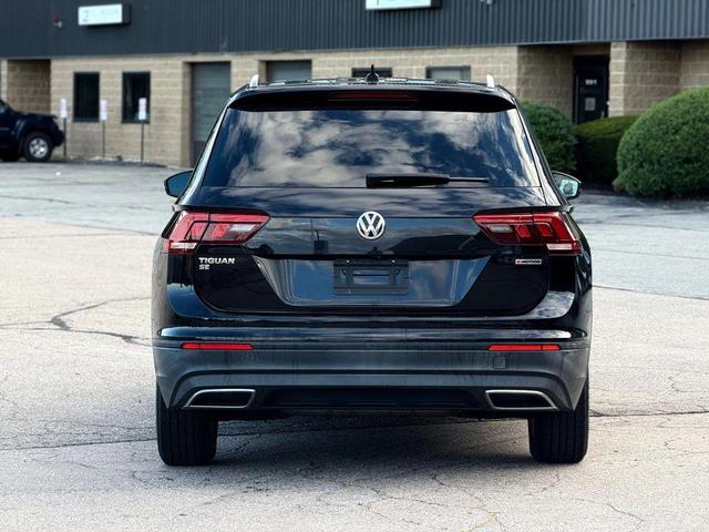 Photo of 2019 Deep Black Pearl Volkswagen Tiguan