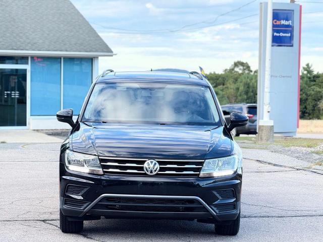 Photo of 2019 Deep Black Pearl Volkswagen Tiguan