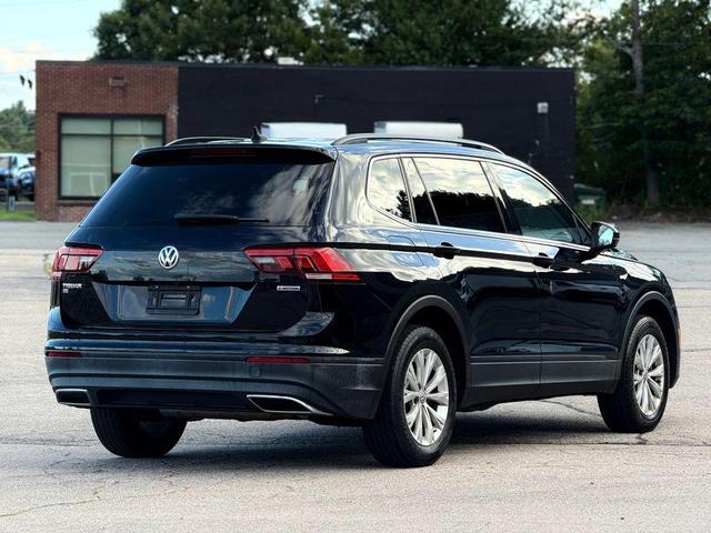 Photo of 2019 Deep Black Pearl Volkswagen Tiguan