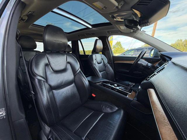 Photo of 2019 Osmium Grey Metallic Volvo XC90