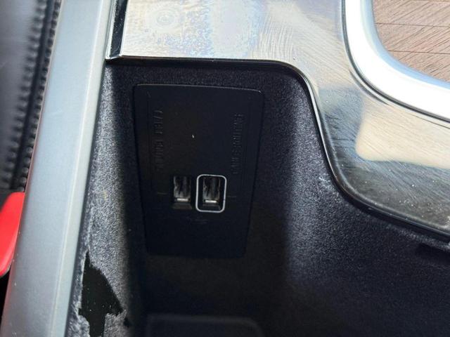 Photo of 2019 Osmium Grey Metallic Volvo XC90