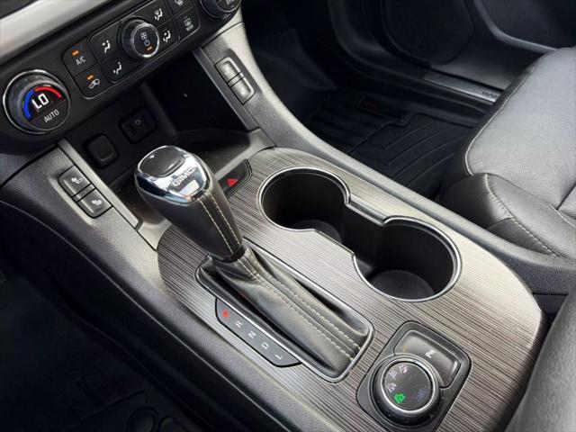 Photo of 2017 Silver GMC Acadia