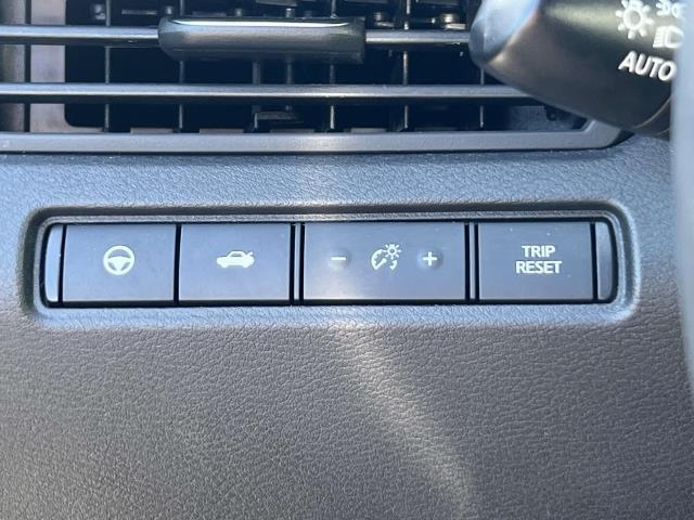 Photo of 2022 Scarlet Ember Nissan Altima