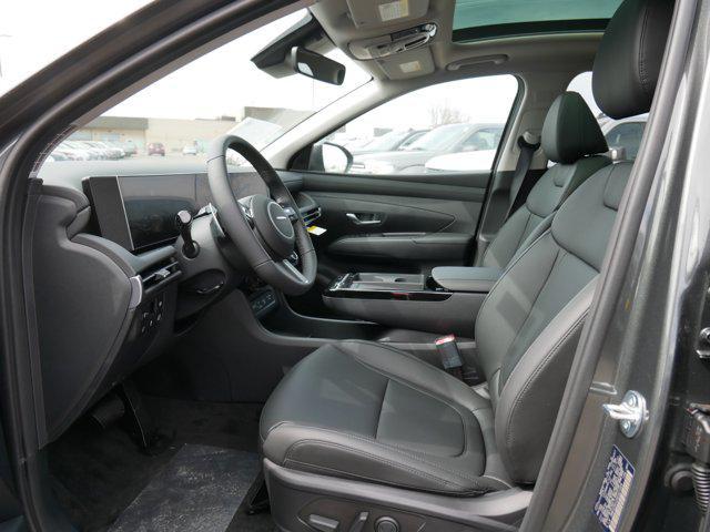 Photo of 2025 Amazon Gray Hyundai TUCSON Hybrid