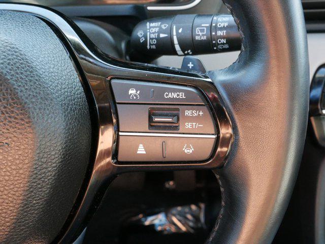 Photo of 2024 Platinum White Pearl Honda Pilot
