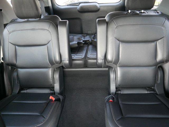 Photo of 2022 Jewel Red Metallic Tinted Clearcoat Ford Explorer