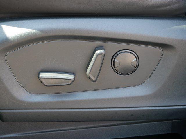 Photo of 2022 Jewel Red Metallic Tinted Clearcoat Ford Explorer