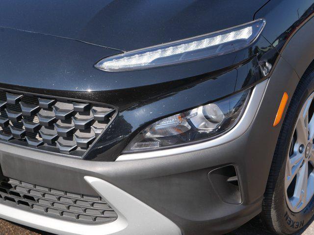 Photo of 2023 Abyss Black Pearl Hyundai KONA