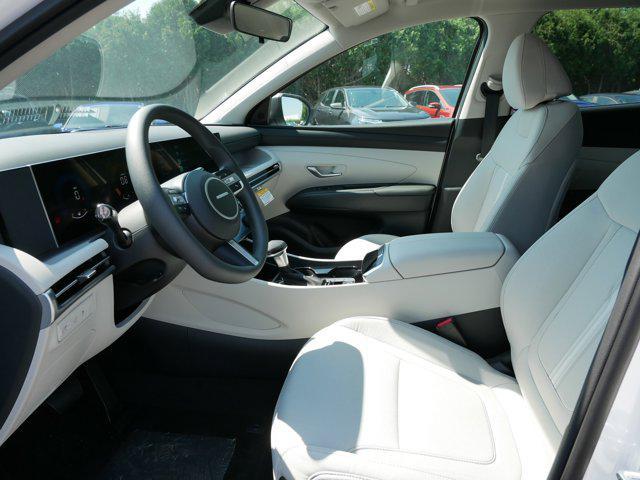 Photo of 2025 Serenity White Pearl Hyundai TUCSON