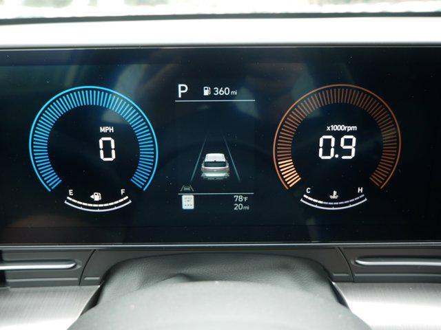 Photo of 2025 Atlas White Hyundai KONA