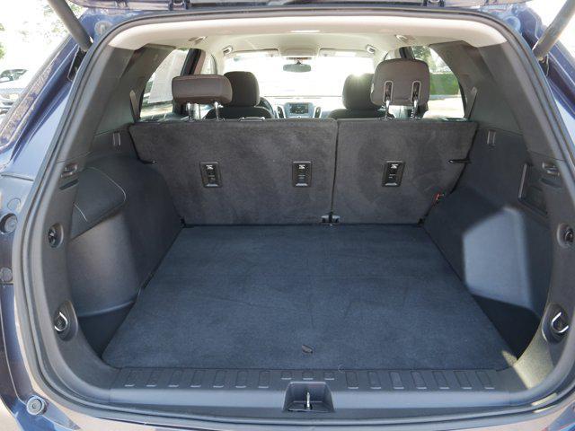 Photo of 2022 Iron Gray Metallic Chevrolet Equinox