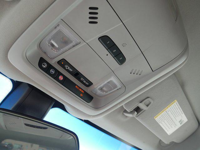 Photo of 2022 Iron Gray Metallic Chevrolet Equinox