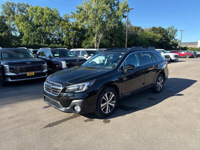 Photo of 2018 Crystal Black Silica Subaru Outback