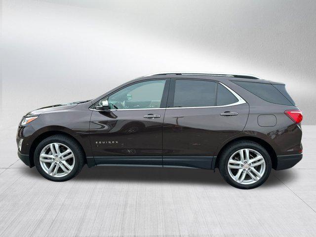 Photo of 2020 Chocolate Metallic Chevrolet Equinox