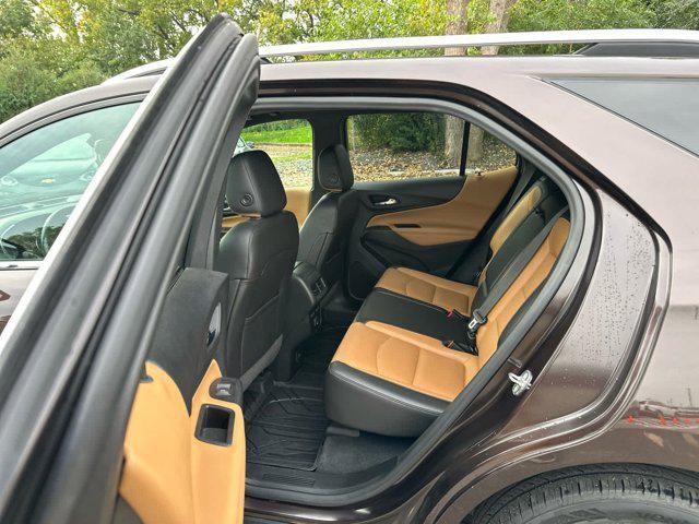 Photo of 2020 Chocolate Metallic Chevrolet Equinox