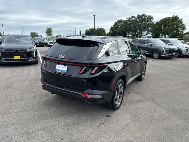 Photo of 2022 Phantom Black Hyundai TUCSON