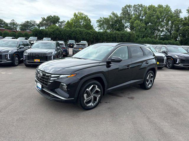 Photo of 2022 Phantom Black Hyundai TUCSON
