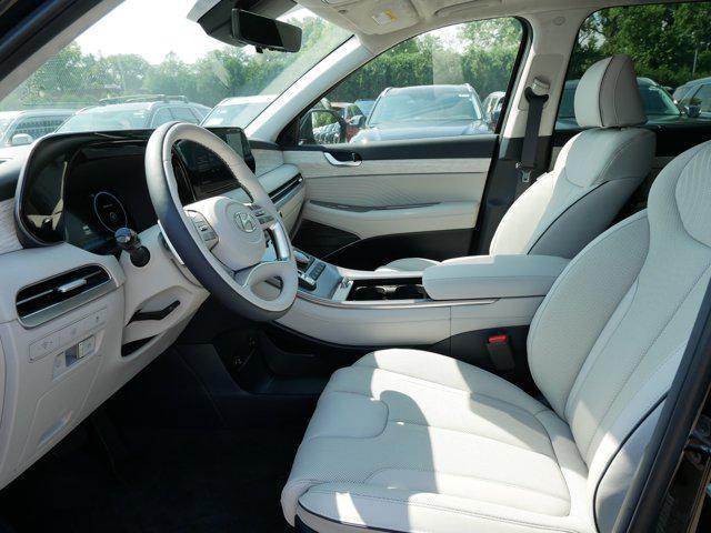Photo of 2025 Abyss Black Pearl Hyundai PALISADE