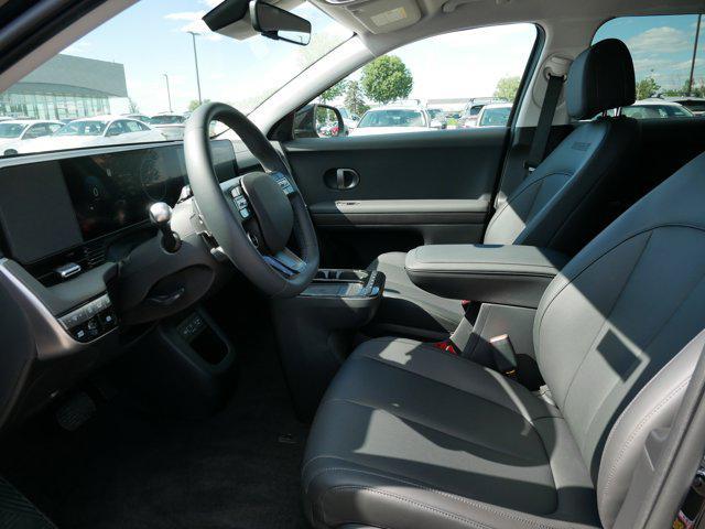 Photo of 2025 Abyss Black Hyundai IONIQ 5
