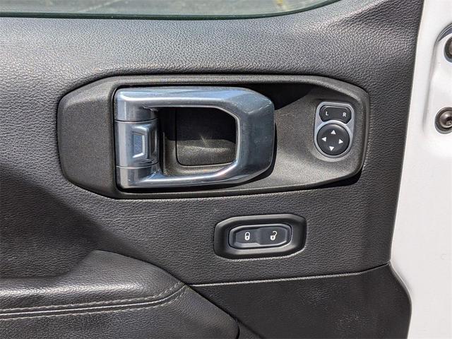 Photo of 2021 Bright White Clearcoat Jeep Wrangler Unlimited