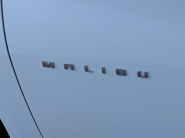 Photo of 2023 Summit White Chevrolet Malibu